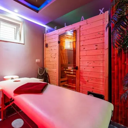 Bracic Premium With Outdoor Pool And Sauna 2 Apartamento Sukošan