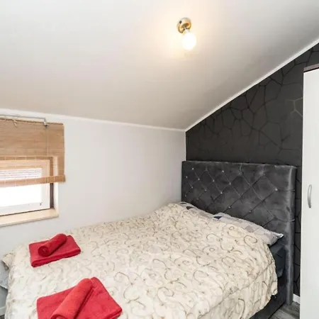 Apartamento Bracic Premium With Outdoor Pool And Sauna 2
