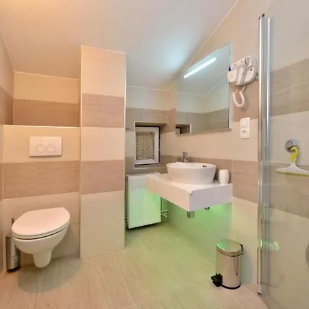 Bracic Premium With Outdoor Pool And Sauna 2 Apartamento