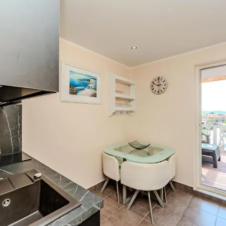 Bracic Premium With Outdoor Pool And Sauna 2 Apartamento *
