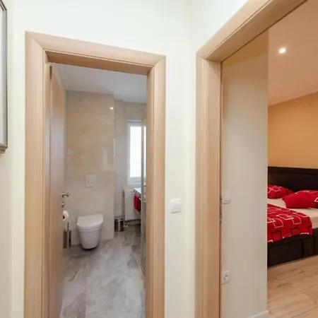 Bracic Premium With Outdoor Pool And Sauna 2 Sukošan